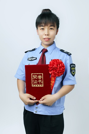 011701414159162138.jpg 李艷1.jpg