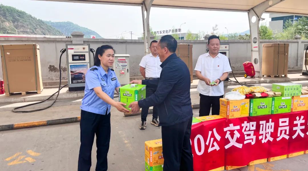 301727665730211196.jpg 4.jpg